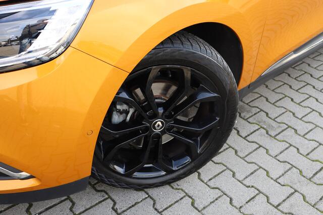 Renault SCENIC 1.3 TCe Bose | Pano | Trekhaak | ACC | Black Edition