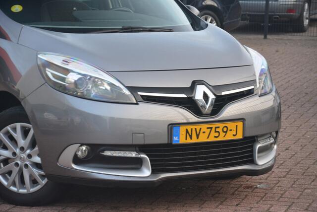 Renault SCENIC 1.5 dCi Bose Nette Scenic automaat onderhoudshistorie volledig aanwezig laatste beurt bij 144000km riem vv bij 118000 met oa lmv key less navigatie pdc trekhaak