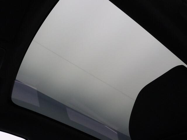 Renault Symbioz 145pk E-Tech full hybrid iconic Automaat Harman Kardon | Adapt. Cruise | Parkeersens. v+a | Stoel-/stuur-/voorruitverw. | Panoramadak