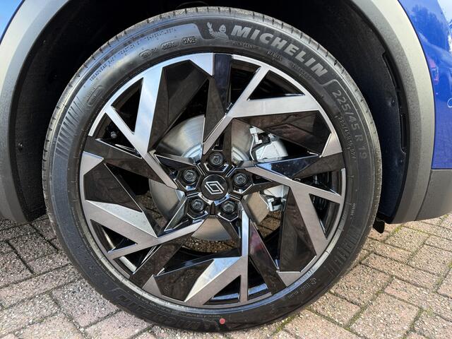 Renault Symbioz 1.8 E-Tech Full Hybrid 160 Esprit Alpine | Harman Kardon | Electyrochromatisch dak | NL-auto, 13 km! | tijdelijk gratis Top Afleverpakket twv Eur 695