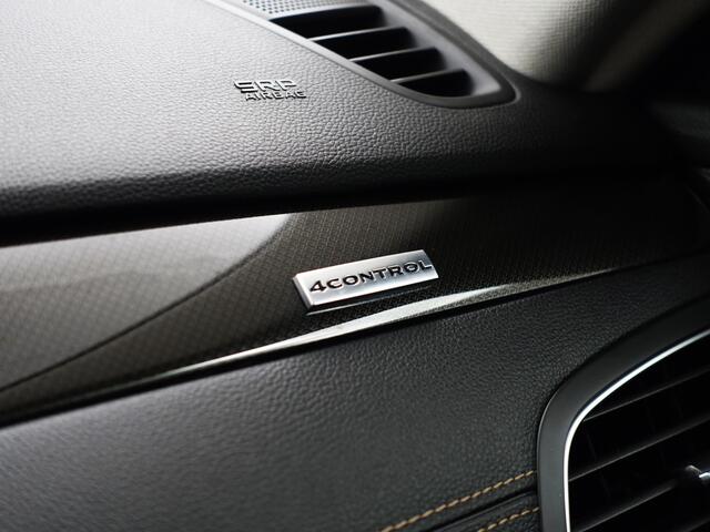 Renault TALISMAN Estate 1.3 TCe Intens Aut- 4 Control, Stoelmassage, Bose Audio, Sfeerverlichting, Carbon, Lane Assist