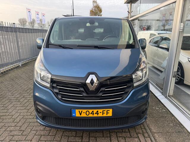 Renault TRAFIC 1.6 dCi T29 L2H1 DC Luxe Energy | 1e eigenaar | 3-zitplaatsen | Airco | Achteruitrijcamera | Cruise control | Trekhaak | Zijschuifdeur-rechts | Elektrische ramen |