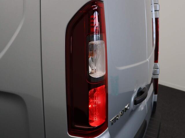 Renault TRAFIC 2.0 Blue dCi 150 EDC T30 L2H1 Advance | Trekhaak | Laadruimtepakket | Achteruitrijcamera | Vierseizoenbanden |
