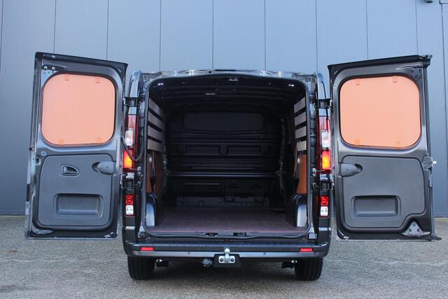 Renault TRAFIC 2.0 Blue dC1 150Pk EDC T30 L2H1 Extra Anniversary Edition | Navigatie | Apple & Android Carplay | Climate Control | Parkeersensoren & Camera | Betimmering | Trekhaak | Stoelverwarming |