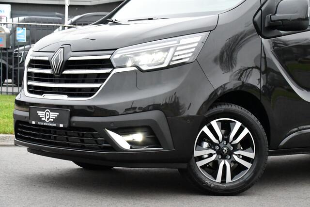 Renault TRAFIC 2.0 dCi EDC 170 L2H1 Extra DC PB Edition Cruise, Camera, Carplay, Stoelverwarming, 2 x Schuifdeur, Automaat, Sensoren, Trekhaak, Clima, BOM VOL!