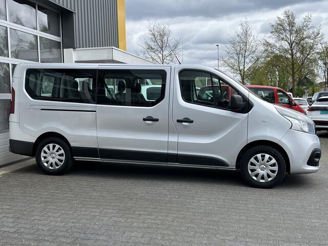 Renault TRAFIC Passenger 9-persoons 1.6 dCi Grand Authentique Energy BTW / BPM vrij marge Lengte 2 Airco Cruise control Navigatie PDC 2e eigenaar Combi Kombi Passenger Groepsvervoer Taxi Personenbus