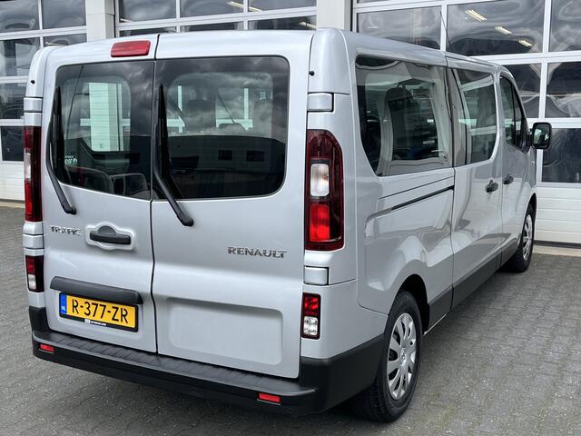 Renault TRAFIC Passenger 9-persoons 1.6 dCi Grand Authentique Energy BTW / BPM vrij marge Lengte 2 Airco Cruise control Navigatie PDC 2e eigenaar Combi Kombi Passenger Groepsvervoer Taxi Personenbus