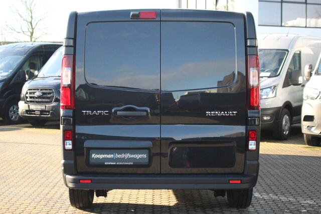 Renault TRAFIC 2.0dCi 150pk T30 L2H1 DC | 6-Zits | Carplay/Android | Camera | Lease 627,- p/m
