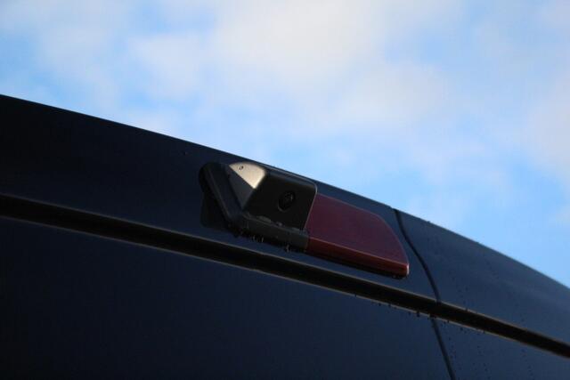 Renault TRAFIC 2.0dCi 150pk T30 L2H1 DC | 6-Zits | Carplay/Android | Camera | Lease 627,- p/m