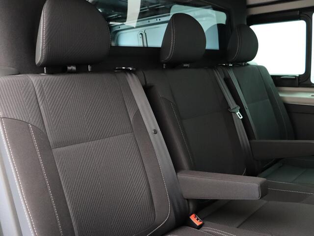 Renault TRAFIC 2.0 dCi EDC 170pk T29 L2H1 Extra DC | Anniversary | Sidebars | Zwarte logo's | Glasslook |