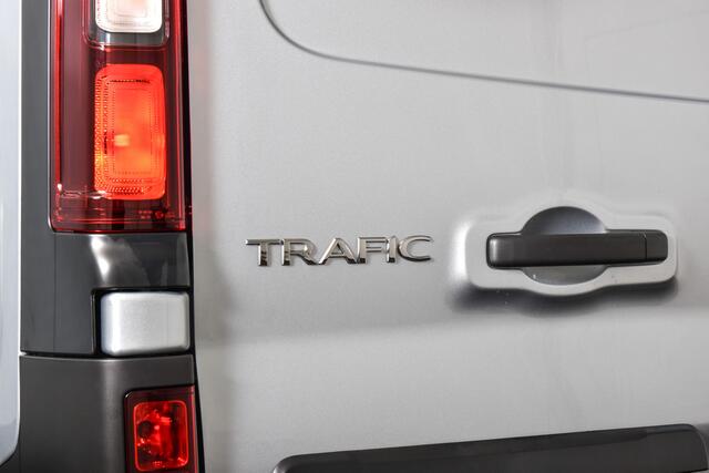 Renault TRAFIC 2.0 dCi 130 PK T30 L2H1 Comfort | Cruise | Camera | PDC | NAV+App Connect | Airco | 4-seizoens banden | LED | 0136