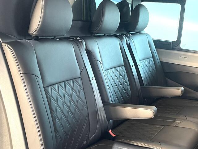 Renault TRAFIC 2.0 Blue dCi 170PK T30 L2H1 Extra / Leder / Camera / Navigatie / Trekhaak