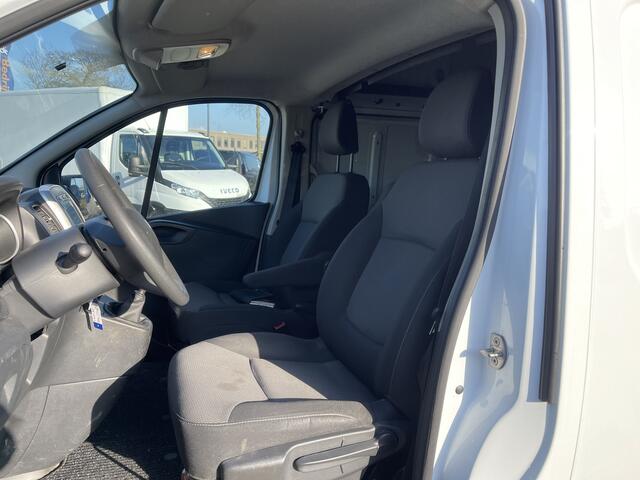 Renault TRAFIC 2.0 dCi 170pk T29 L2H2 Comfort / vaste prijs rijklaar ¤ 19.950 ex btw / euro 6 diesel / lease vanaf ¤ 366 / airco / cruise / navigatie / trekhaak / pdc achter !