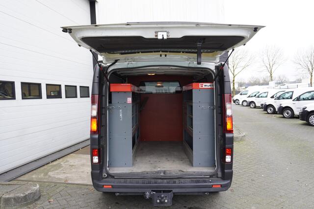 Renault TRAFIC 2.0 dCi 120PK EURO6 - Airco - Navi - Cruise - ¤ 13.900,- Excl.