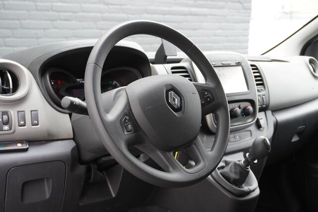 Renault TRAFIC 1.6 dCi EURO 6 - Airco - Cruise - Navi - ¤ 11.950,- Excl.