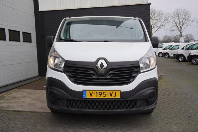 Renault TRAFIC 1.6 dCi EURO 6 - Airco - Cruise - Navi - ¤ 11.950,- Excl.