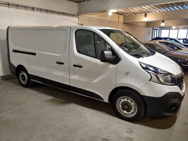 Renault TRAFIC 1.6 dCi 125pk T29 L2H1 92kw 3 Pers. Comfort Energy Airco / Navi / Camera / Trekhaak