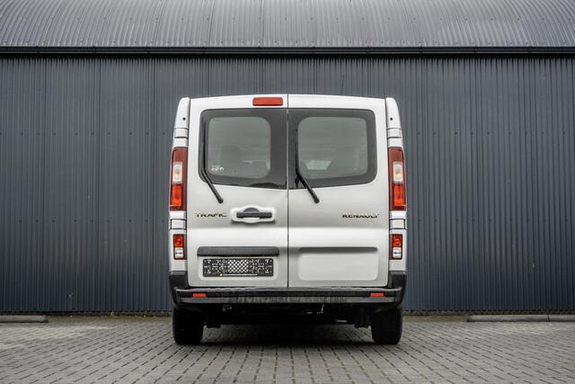 Renault TRAFIC Passenger **1.6 dCi 9-Pers L2H1 | Incl. BPM, BTW vrij | R-Link | Navi | A/C | Cruise | PDC | MF Stuur | Start / Stop**