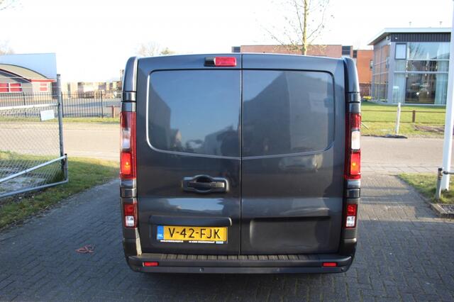 Renault TRAFIC 2.0 Blue dCi T30 L2