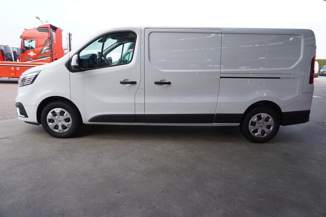 Renault TRAFIC 2.0 dCi 130PK L2H1 Work edition Schuifdeur links en rechts Nr. V054 | Airco | Cruise | Navi | Camera