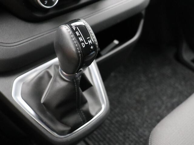 Renault TRAFIC 2.0 dCi 150pk EDC T30 L2H1 Advance | Reservewiel | Volumetrisch anti-diefstal alarm | Trekhaak | Laadruimtebetimmering | Achteruitrijcamera |