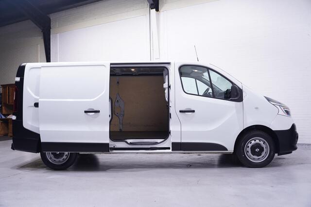 Renault TRAFIC 2.0 dCi 120 pk L2H1 Airco, LED Koplampen Laadruimte Pakket, PDC achter, 3-Zits