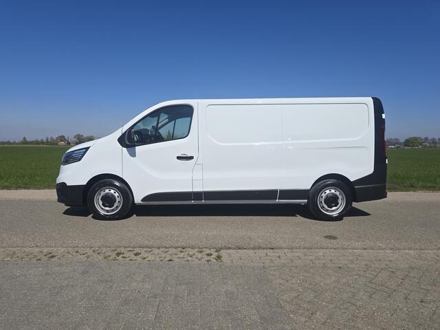 Renault TRAFIC 2.0 dCi T30 L2 H1 - Euro 6 - 130 Pk - Navi - ParkeerCamera - Airco
