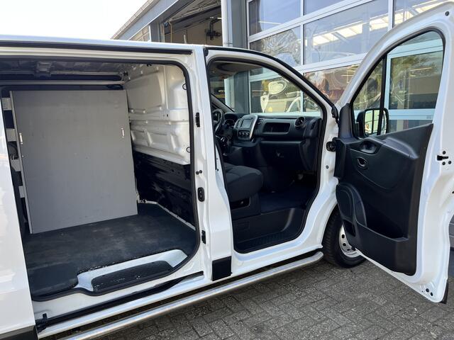 Renault TRAFIC 1.6 dCi L1H1 2x Schuifdeur Kastinrichting Airco Cruise controle Kastinrichting 3-Persoons Telefoonverbinding Parkeersensoren achter Sitebars 1e eigenaar Euro 6 Dealer onderhouden