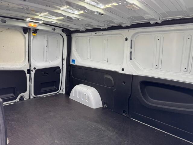 Renault TRAFIC 2.0 MJ 120PK L2 Lang, Navi, Airco, PDC, Schuifdeur, Cruise