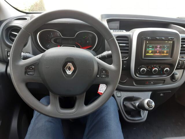 Renault TRAFIC 2.0 dCi 107Kw/145 Pk L&R Schuifdeur L2 Airco Achteruitrijcamera PDC Trekhaak