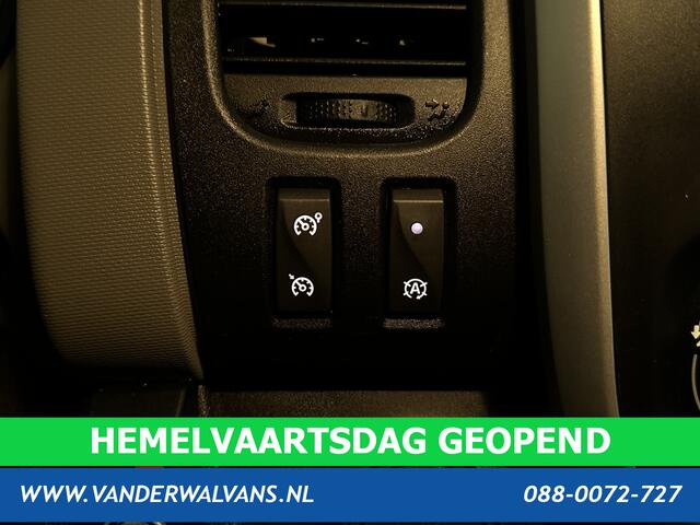 Renault TRAFIC 1.6 dCi L1H1 Euro6 Airco | Navigatie | Cruisecontrol | Trekhaak | Parkeersensoren Bijrijdersbank