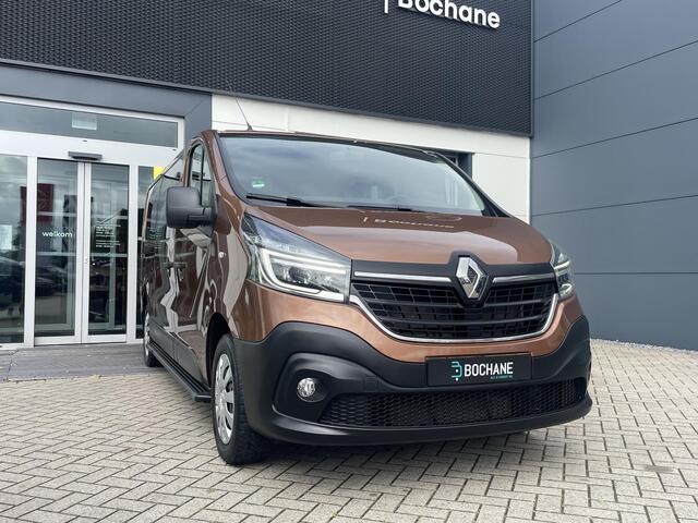 Renault TRAFIC Passenger 2.0 dCi 120 Grand Zen | Trekhaak | Parkeersensoren | Navigatie