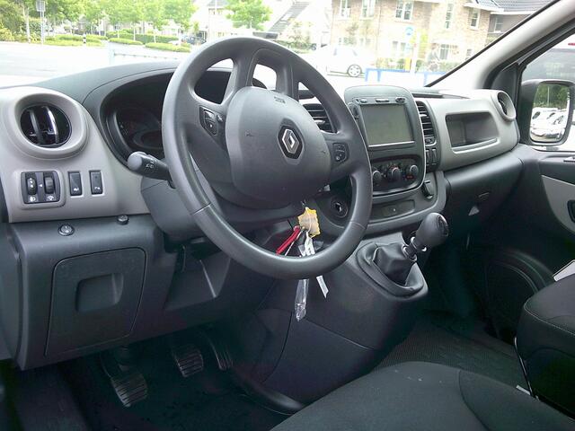 Renault TRAFIC 1.6 dCi T27 L1H1 Comfort VOORZIEN VAN AIRCO +CRUISE+TREKHAAK !!!