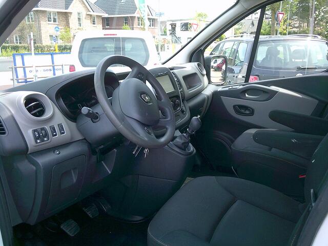 Renault TRAFIC 1.6 dCi T27 L1H1 Comfort VOORZIEN VAN AIRCO+CRUISE+TREKHAAK !!