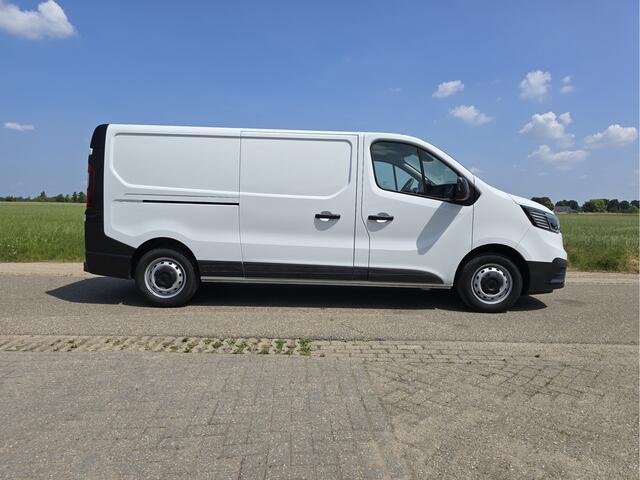 Renault TRAFIC 2.0 Blue dCi 130 T30 L2 H1 - 130 Pk - Euro 6 - Navi - R-Link - Airco