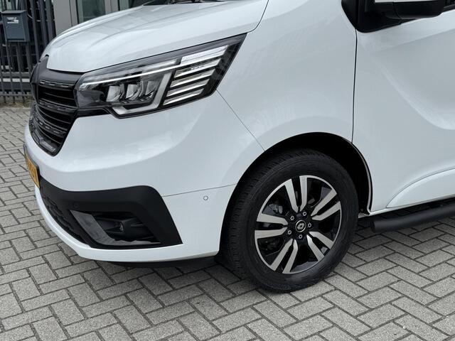 Renault TRAFIC 2.0 dCi 150 EDC L2H1 DC Luxe | DUBBEL CABINE | BLACK EDITION | SIDE BARS | TREKHAAK | NAVIGATIE | PARKEERCAMERA |