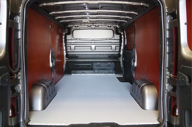 Renault TRAFIC 1.6 dCi T29 L2 LUXE 1E EIGENAAR, TREKHAAK, CAMERA, NAVI, CRUISE, CLIMA, PARKEERSENSOREN, NL AUTO, NAP