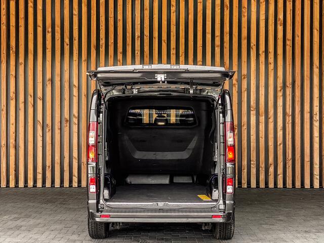 Renault TRAFIC 2.0 dCi 150PK Automaat Dubbele Cabine Luxe L2H1 | CAMERA | CRUISE | NAVI | COMFORTSTOELEN | ACHTERKLEP |