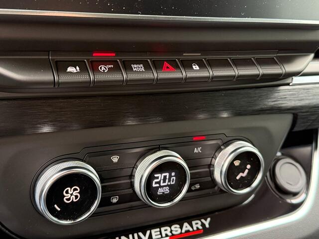 Renault TRAFIC 2.0 Blue dCi 170 DC T30 L2H1 Anniversary | BPM vrij | Direct leverbaar | Camera | Navigatie | Carplay