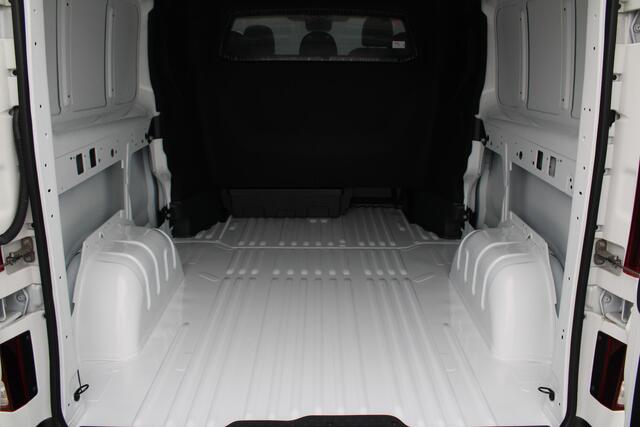 Renault TRAFIC 2.0 Blue dCi 130 T29 L2H1 Advance DC 130pk - Trekhaak - LED - Cruise - Carplay - Camera - Lane - Rijklaar