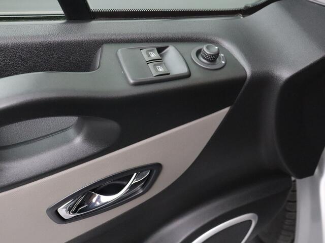 Renault TRAFIC 1.6DCi 125PK Lang Dubbele Cabine | Navigatie | Airco | Cruise | 6-Persoons