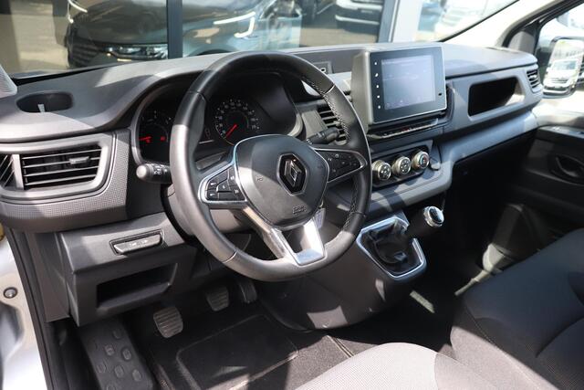 Renault TRAFIC 2.0 dCi 130 T30 L2H1 Work Edition | Parkeersensor | Airco | Trekhaak | Navigatie | Laadruimte betimmering | 2 schuifdeuren |