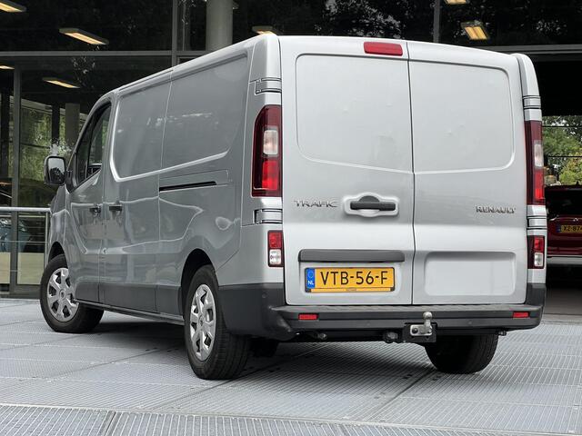 Renault TRAFIC 2.0 dCi 130 T30 L2H1 Work Edition | Navigatie | Trekhaak | Apple Carplay | Betimmering