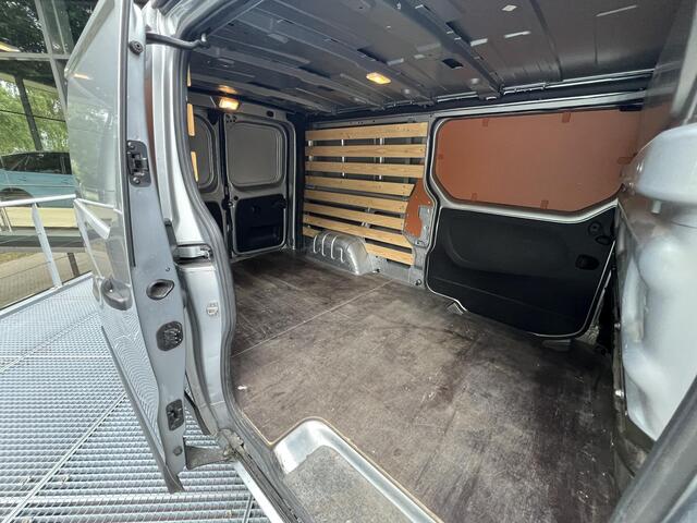 Renault TRAFIC 2.0 dCi 130 T30 L2H1 Work Edition | Navigatie | Trekhaak | Apple Carplay | Betimmering