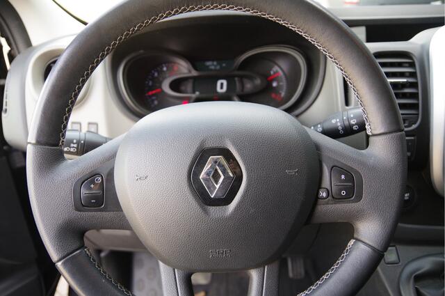 Renault TRAFIC Passenger 1.6 dCi 9-PERSOONS, KEYLESS, NAVI, CRUISE, AIRCO, PARKEERSENSOREN