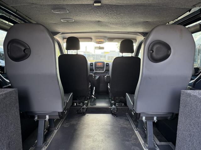 Renault TRAFIC 4+1 Rolstoelbus 1.6 dCi T29 L1H1 Comfort Energy (Mooie complete 4+1 Rolstoelbus met lift!)