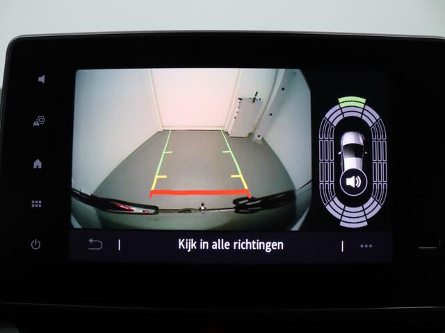 Renault TRAFIC 2.0 dCi 150pk T29 L2H1 DC Work Edition Automaat Camera | Cruise | Navi | Parkeersens. v+a | Trekhaak