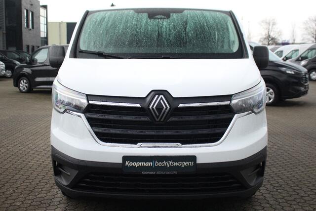 Renault TRAFIC 2.0dCi 130pk T30 L2H1 DC | 6-Zits | Carplay/Android | Camera | Lease 555,- p/m
