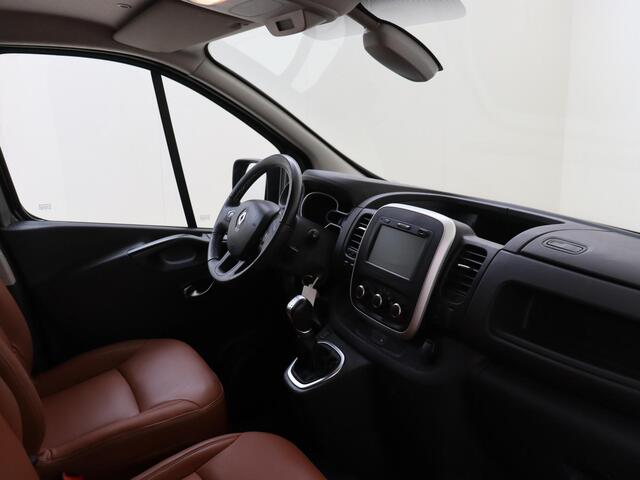 Renault TRAFIC 2.0 dCi 145 T29 L2H1 Luxe | Bruin Leder Interieur | Betimmering | Trekhaak | LM velgen | Side Bars |