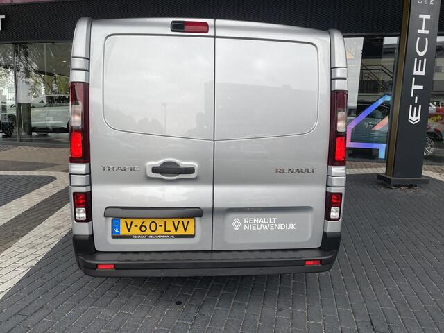 Renault TRAFIC E-Tech T29 L2H2 Comfort 52 kWh / Demo Hillegom / Vraag naar beschikbaarheid